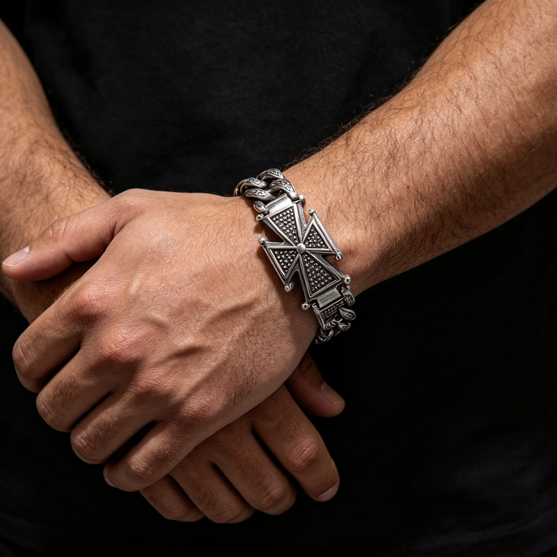 กำไลข้อมือสแตนเลสสตีลลายกางเขน - Men Accessories Bd บทวิจารณ์และราคา