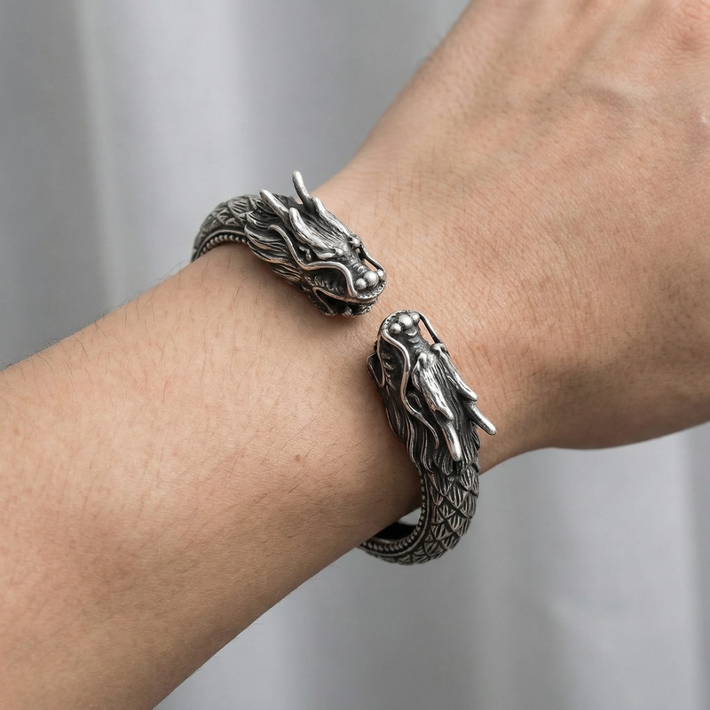 กำไลข้อมือสแตนเลสสตีลรูปหัวหมา - Men Accessories Bd บทวิจารณ์และราคา